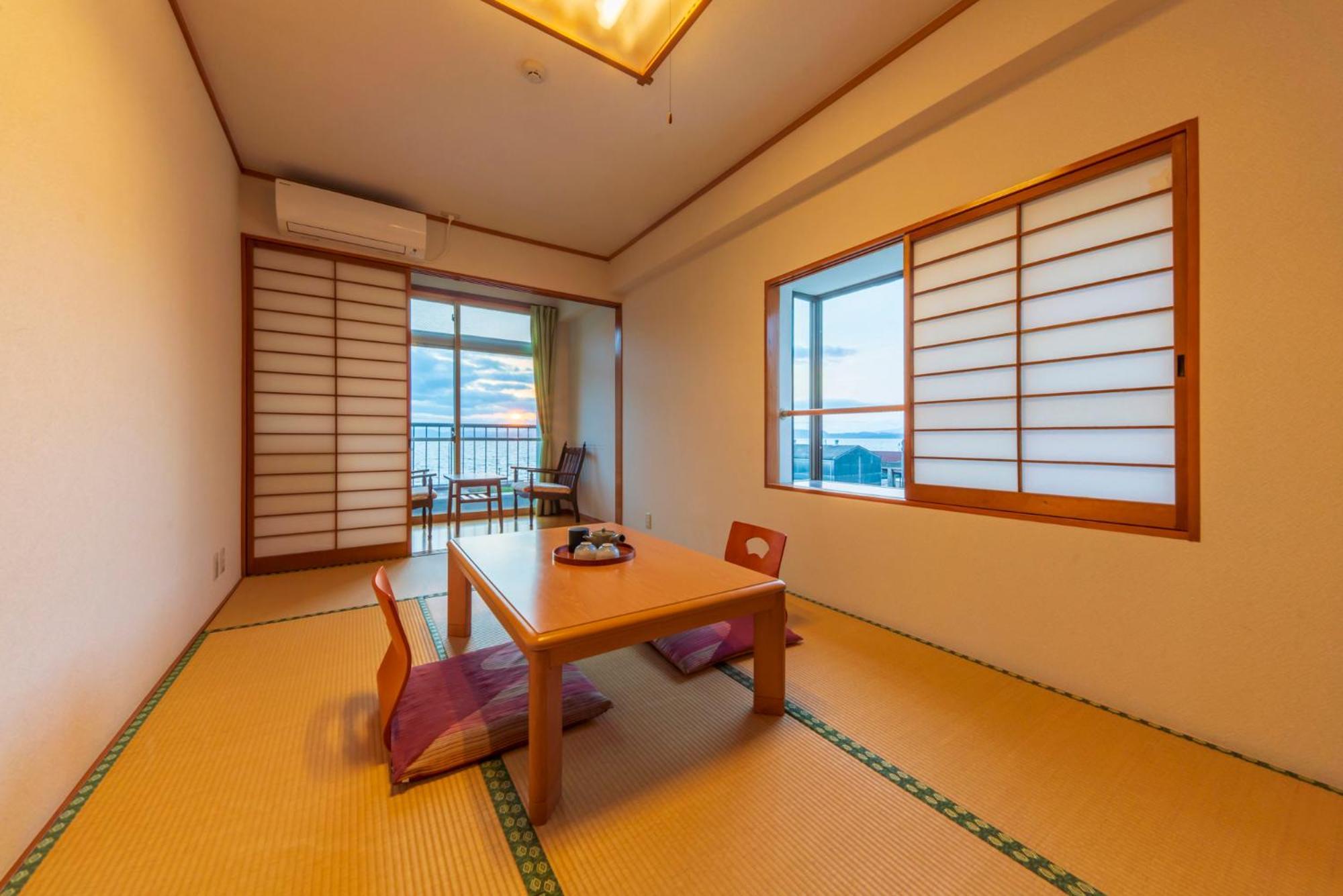 Jyokiya Hotel Unzen Buitenkant foto